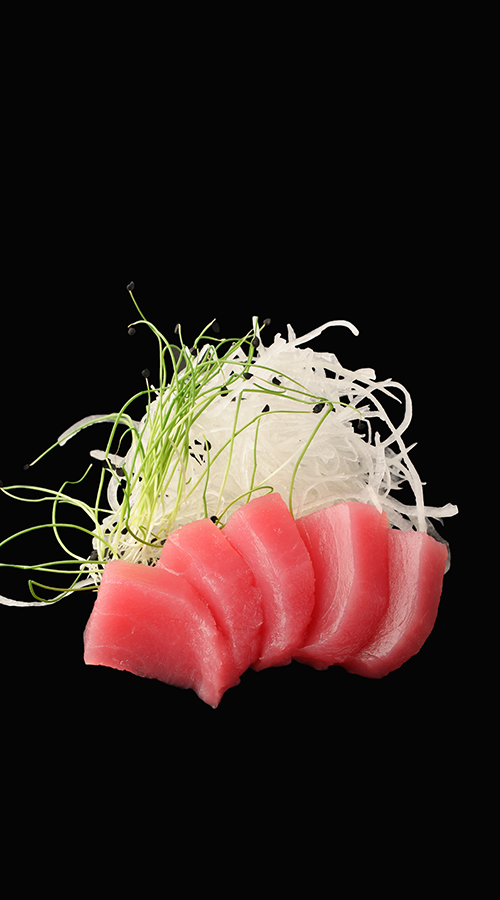 carne de pescado cruda y fresca de sashimi