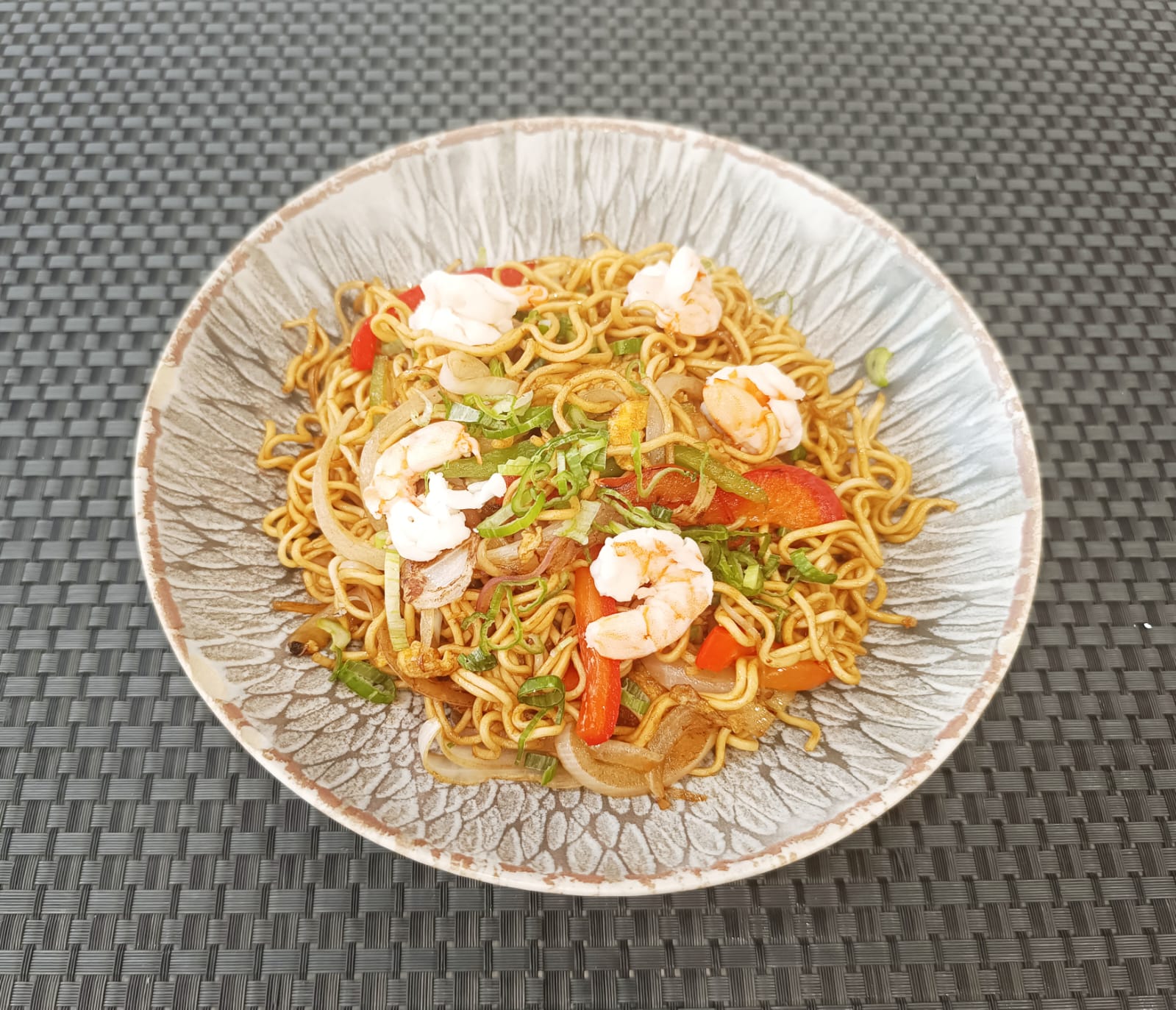Yakisoba de gambas