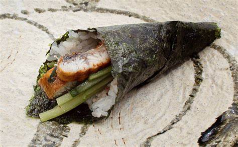 Temaki de anguila x1