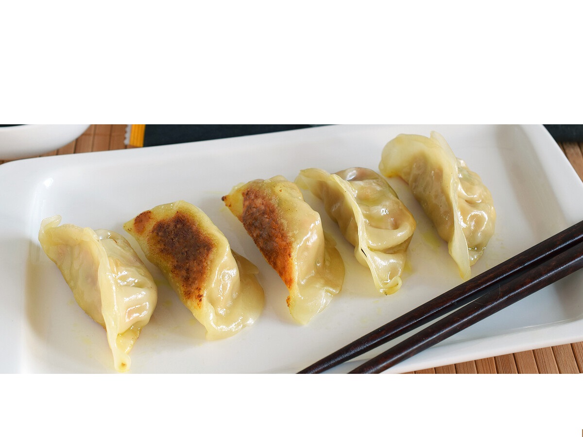 GYOZA DE POLLO A LA PLANCHA  X5