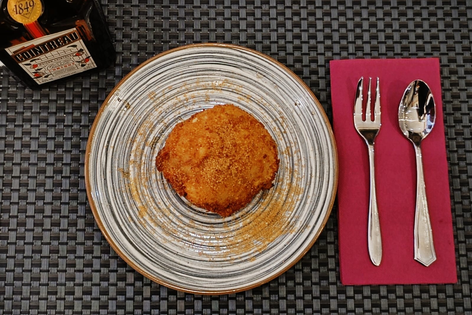 Helado frito flambeado 